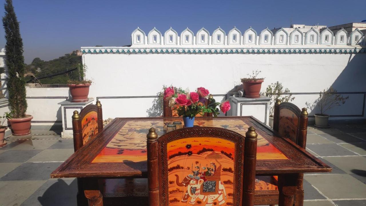 Chittorgarh Fort Haveli Bed and Breakfast Exteriör bild