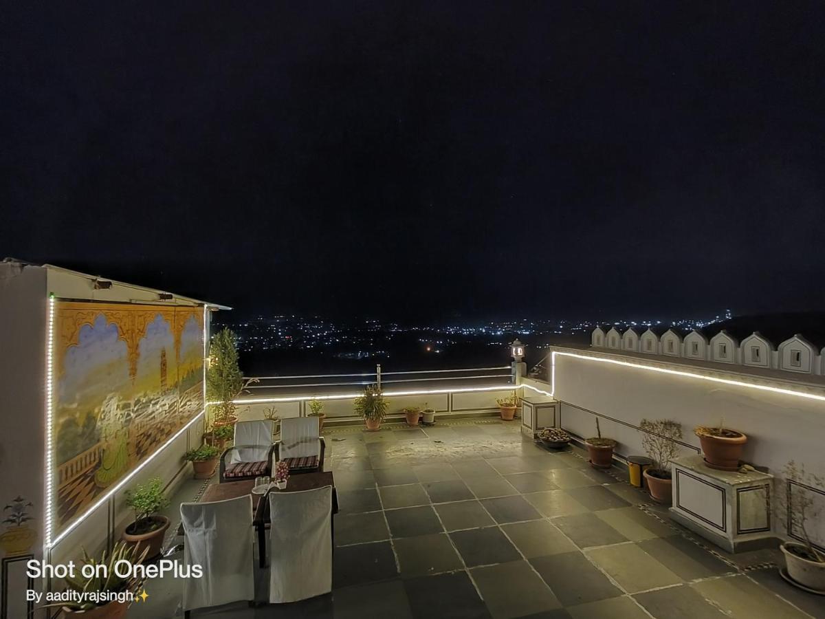Chittorgarh Fort Haveli Bed and Breakfast Exteriör bild