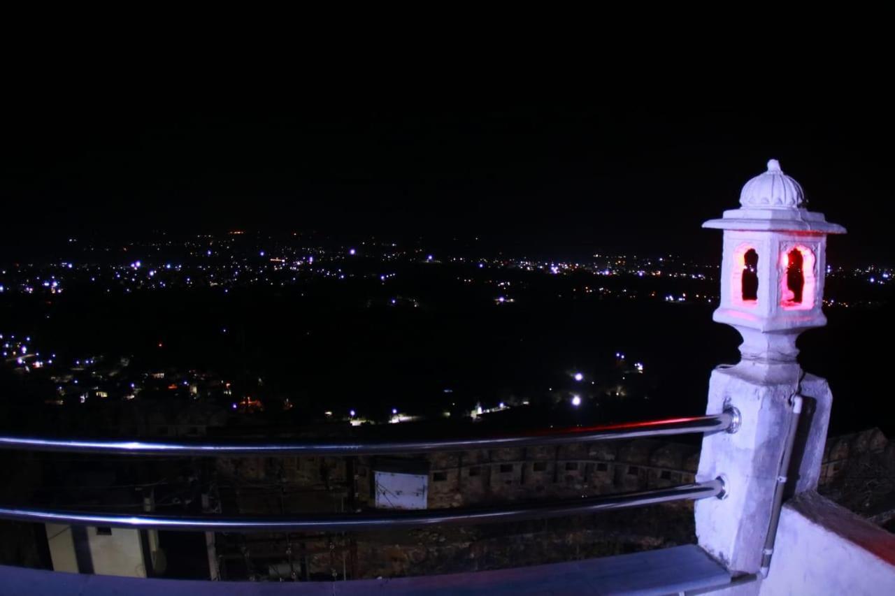 Chittorgarh Fort Haveli Bed and Breakfast Exteriör bild