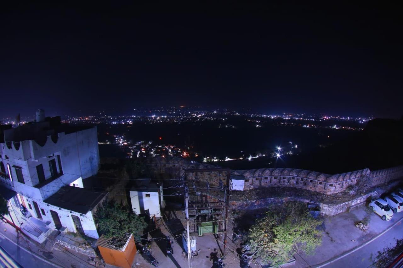 Chittorgarh Fort Haveli Bed and Breakfast Exteriör bild